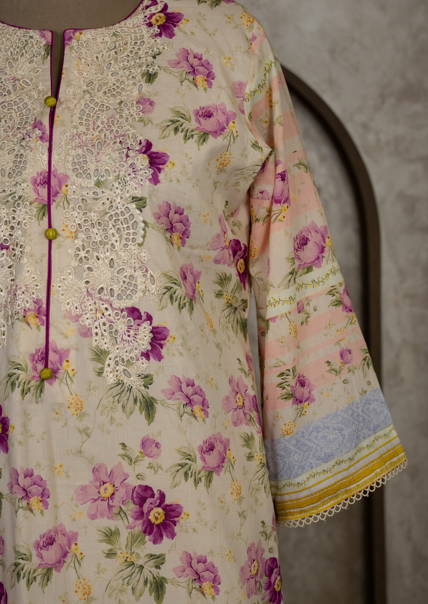 Lawn Floral Printed Suit Set With Parallel Pants & Lawn Dupatta