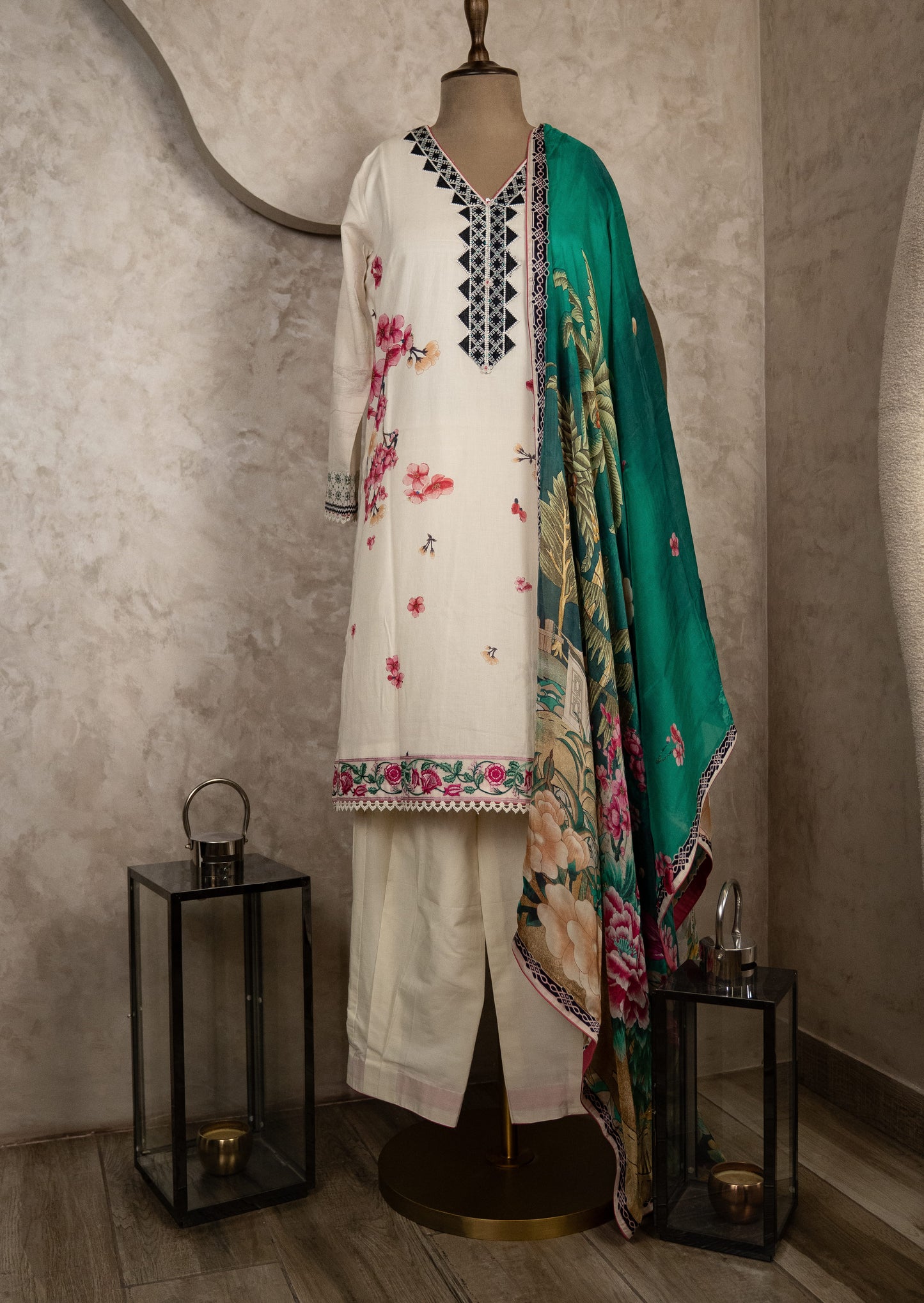 Lawn Printed Suit Set With Silk Dupatta