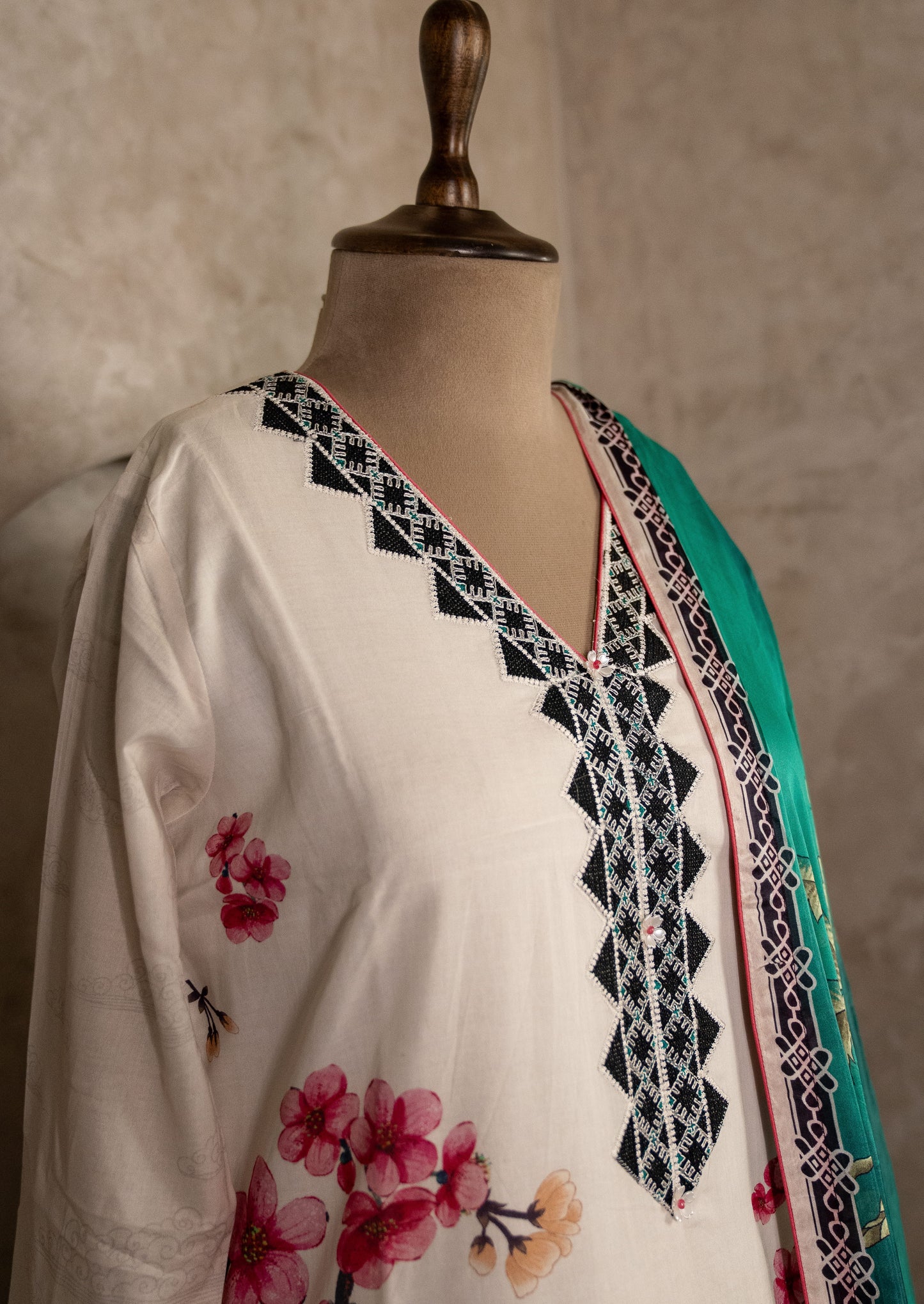Lawn Printed Suit Set With Silk Dupatta
