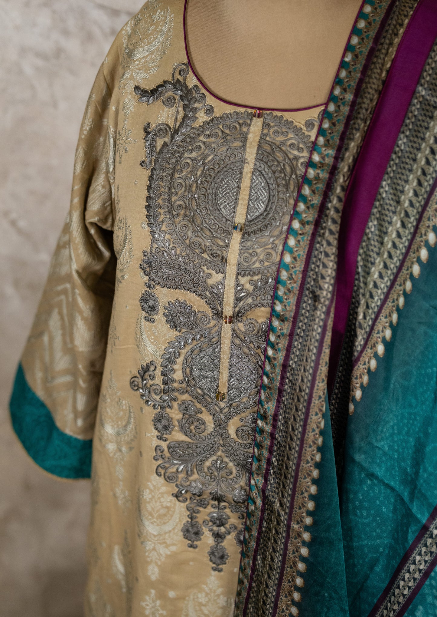 Jamdani Cotton Lawn Embroidered Suit Set With Silk Dupatta